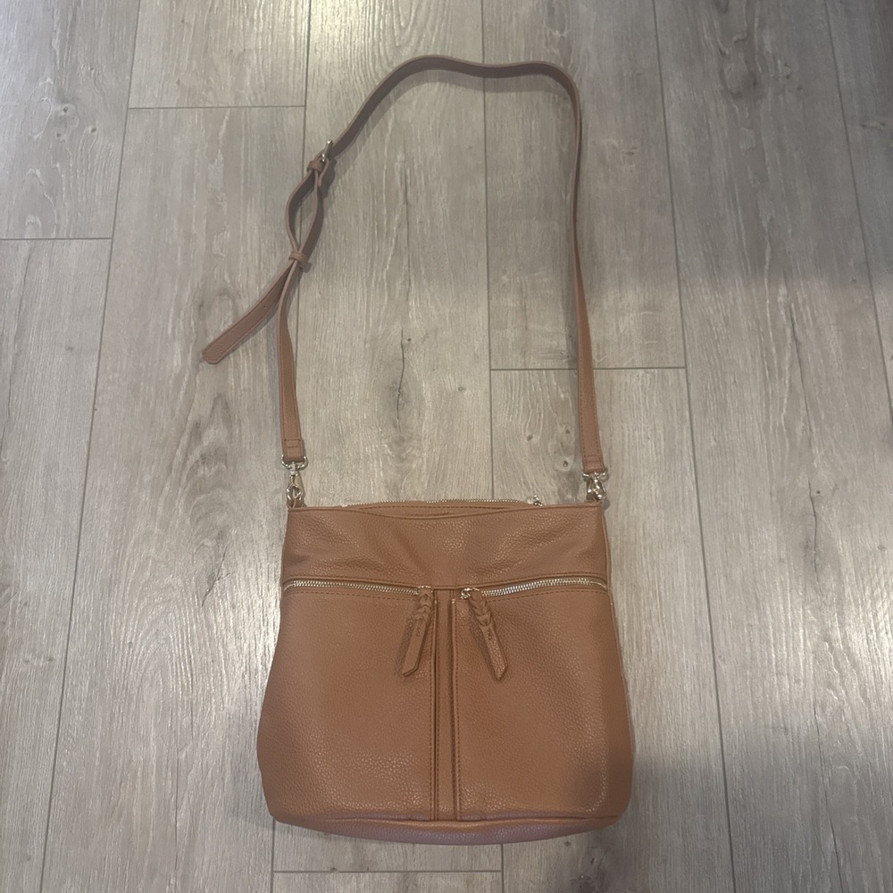 NWOT Moda Luxe Women's Crossbody Purse Expanding Bottom Brown Fold Over Top